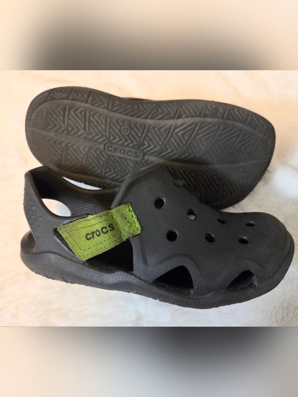 Crocs Kids' Black Slip On 10T with Green Strap Water Shoe Sandal